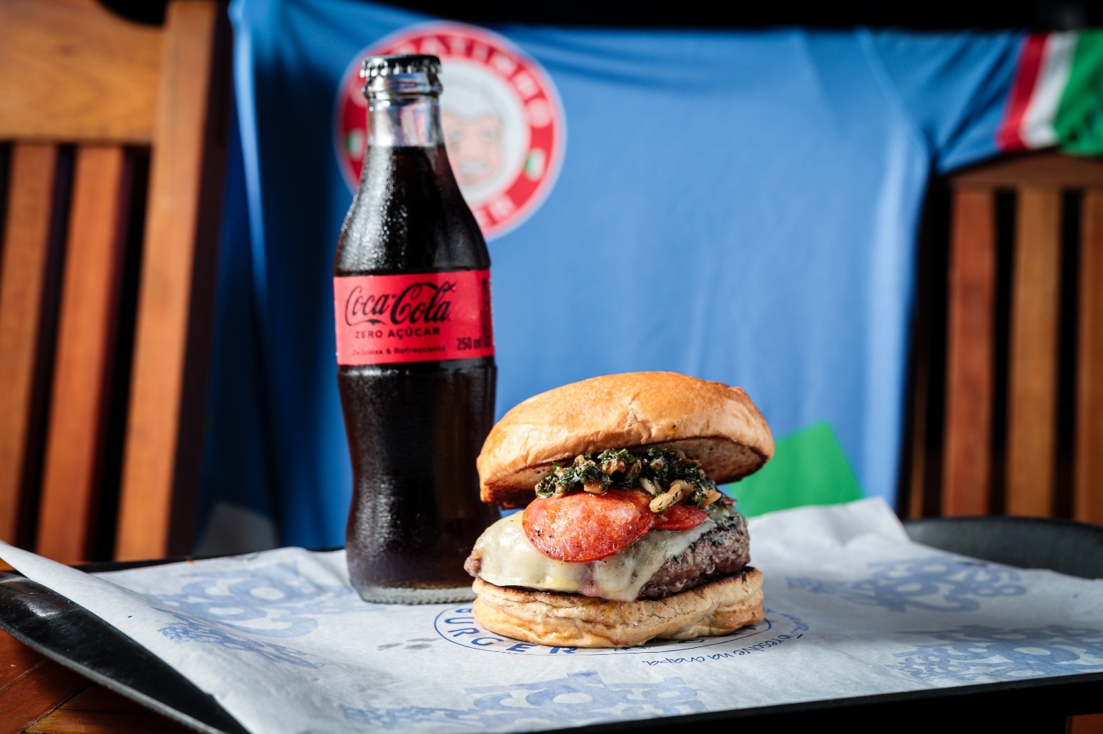 Lanche Itália do Augustinho Burger traz inspiração da pizza para a Copatinho em Santos