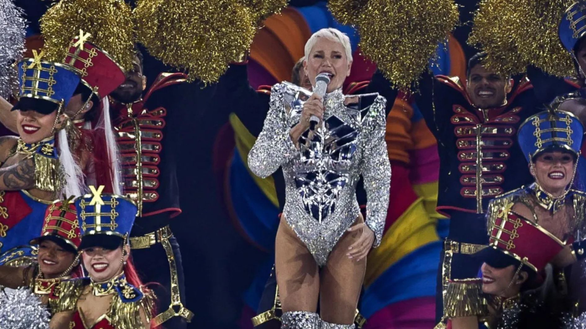 Xuxa rebate críticas