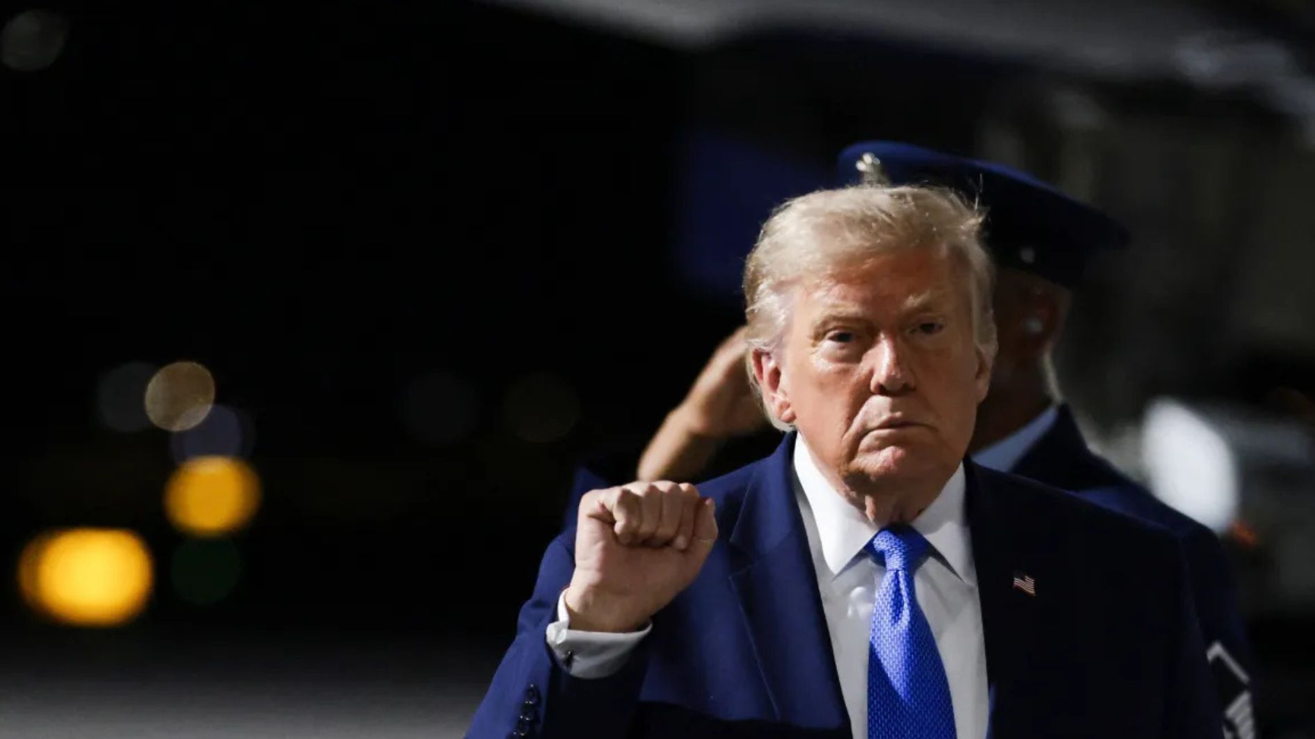 Trump diz que EUA negociam parcialmente com o Irã