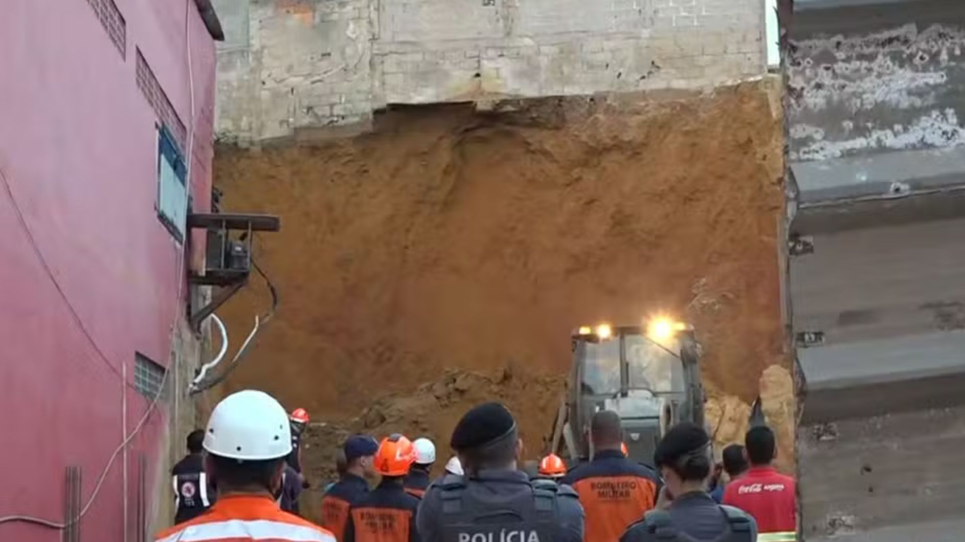 desabamento em obra