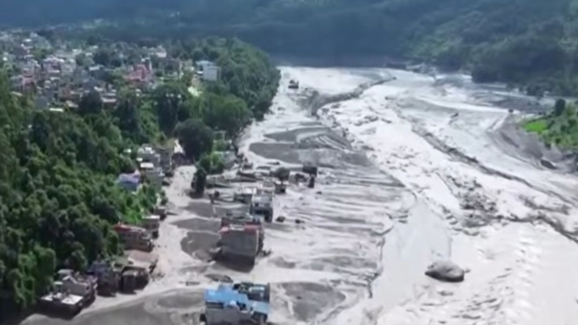 enchente no Nepal