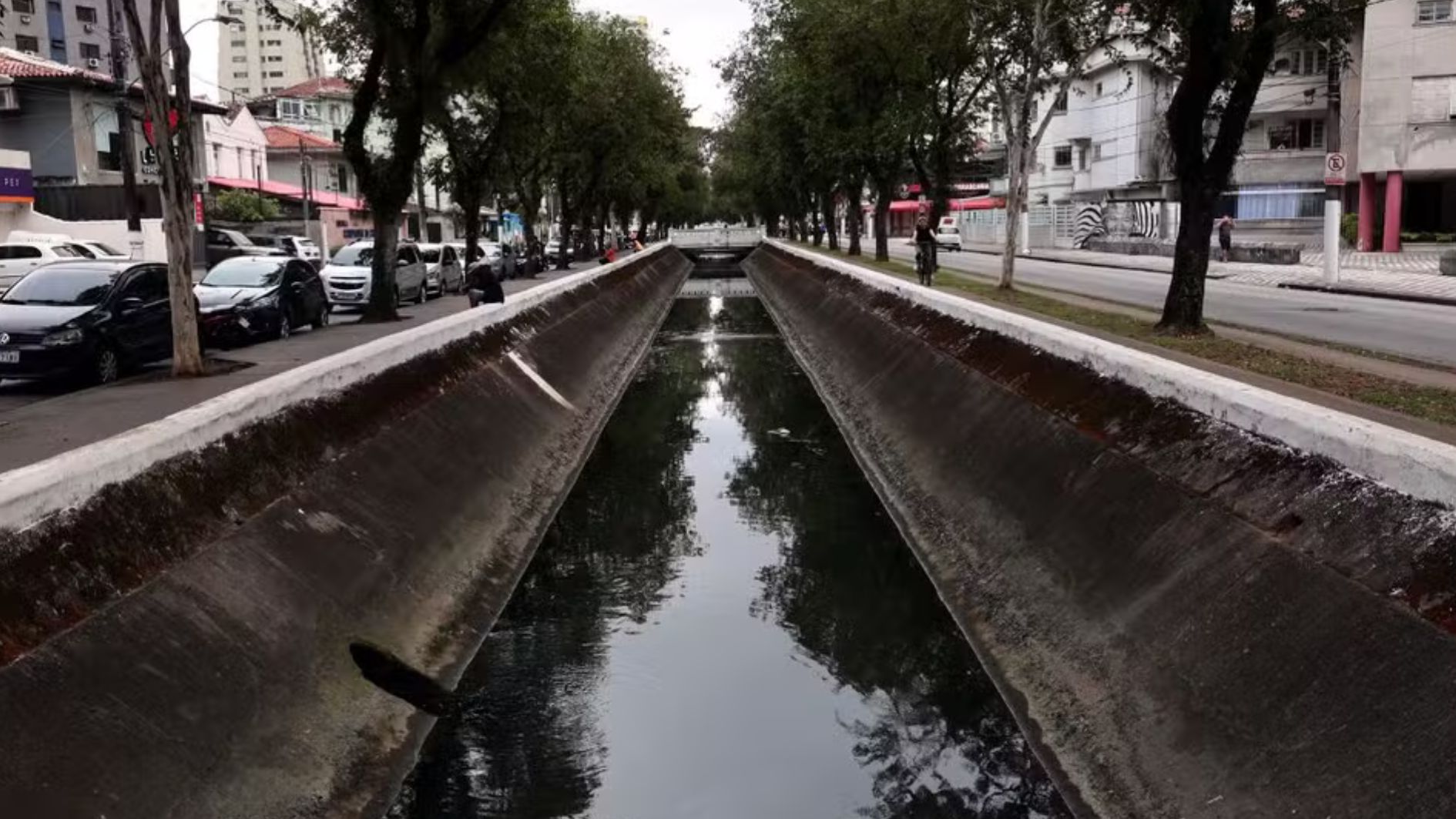 homem morre após cair em canal