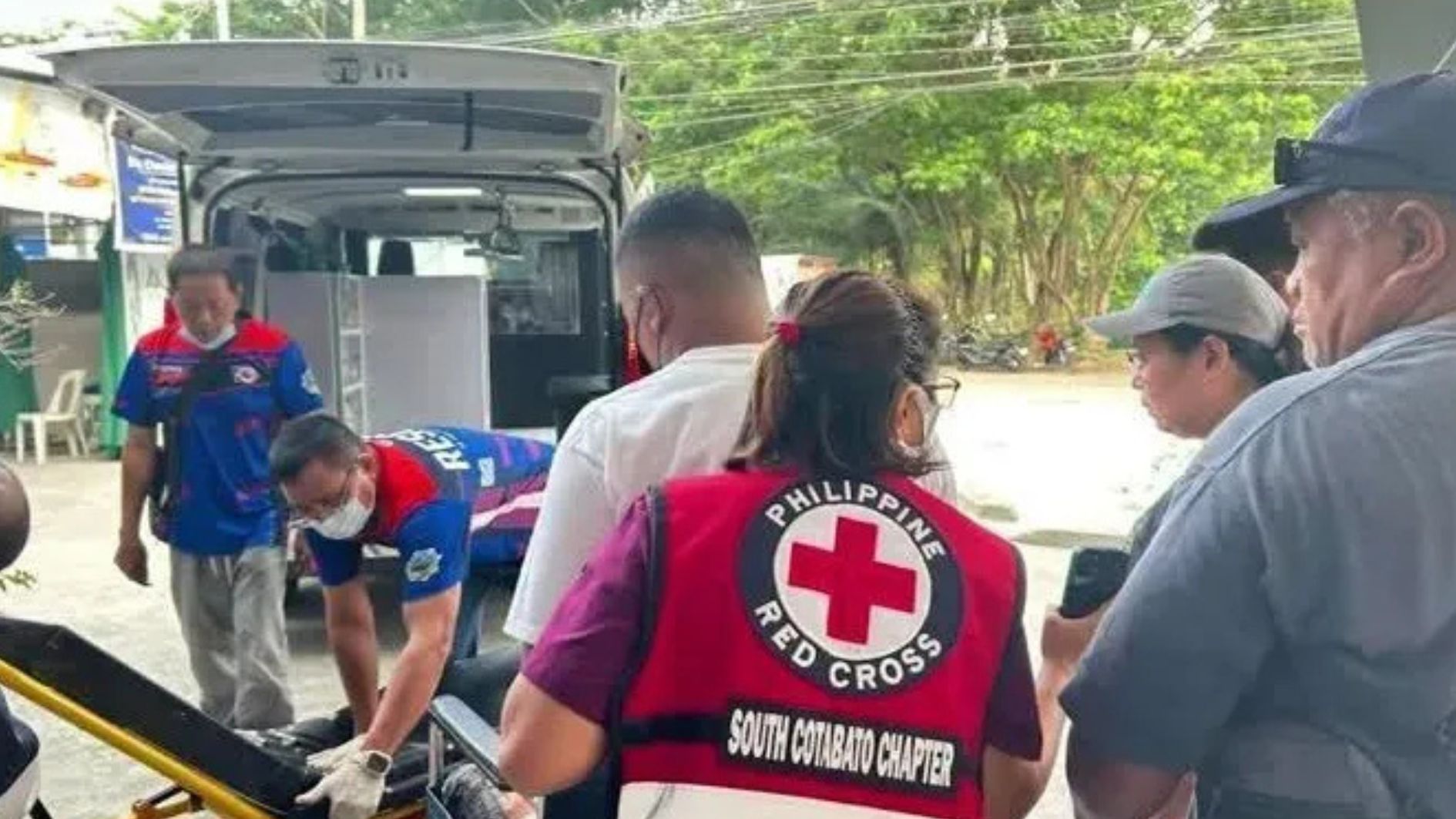 ataque a tiros em escola nas Filipinas