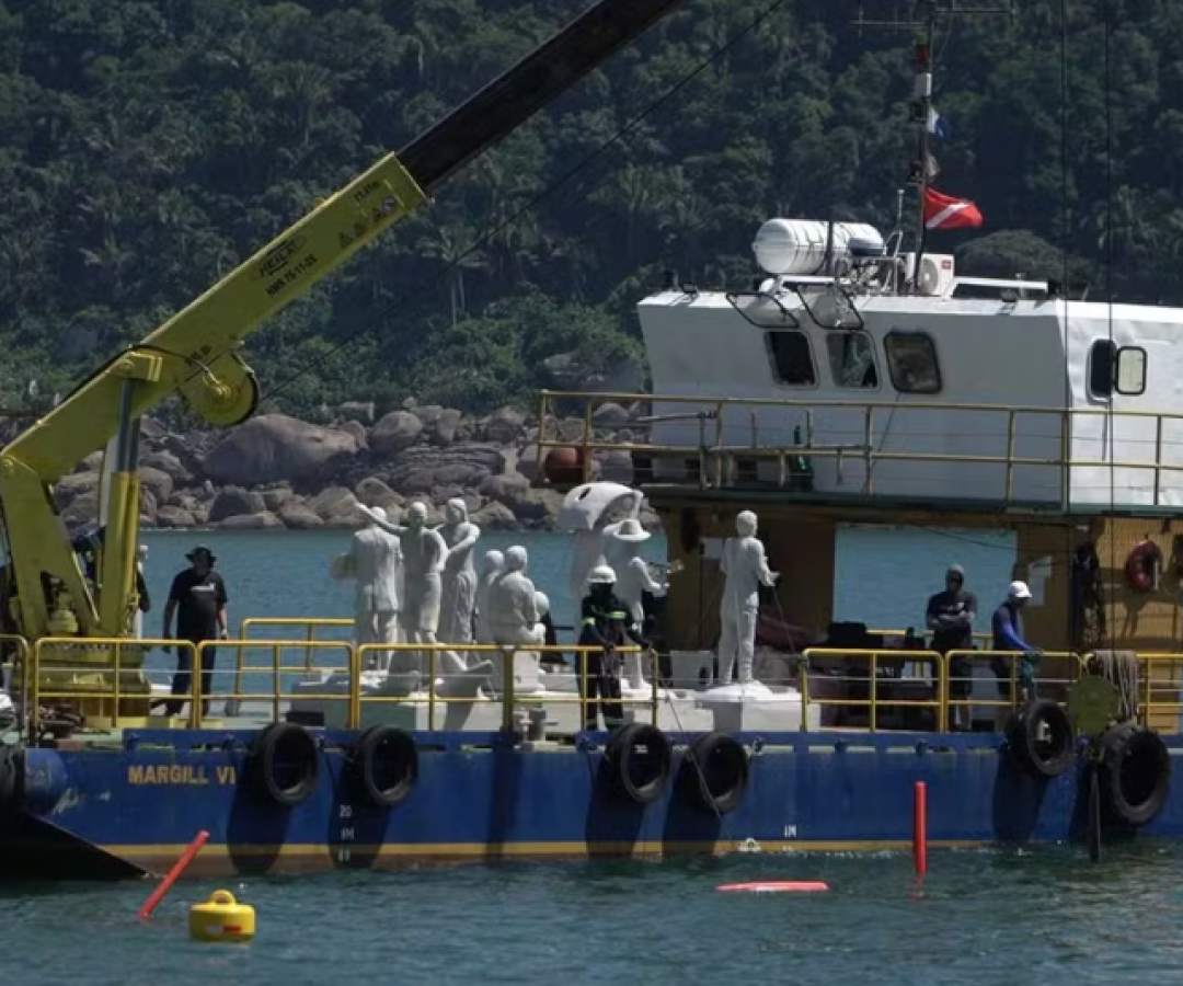 Guarujá, no litoral de São Paulo, está construindo o primeiro centro de visitação subaquático em água salgada do Brasil, com esculturas...