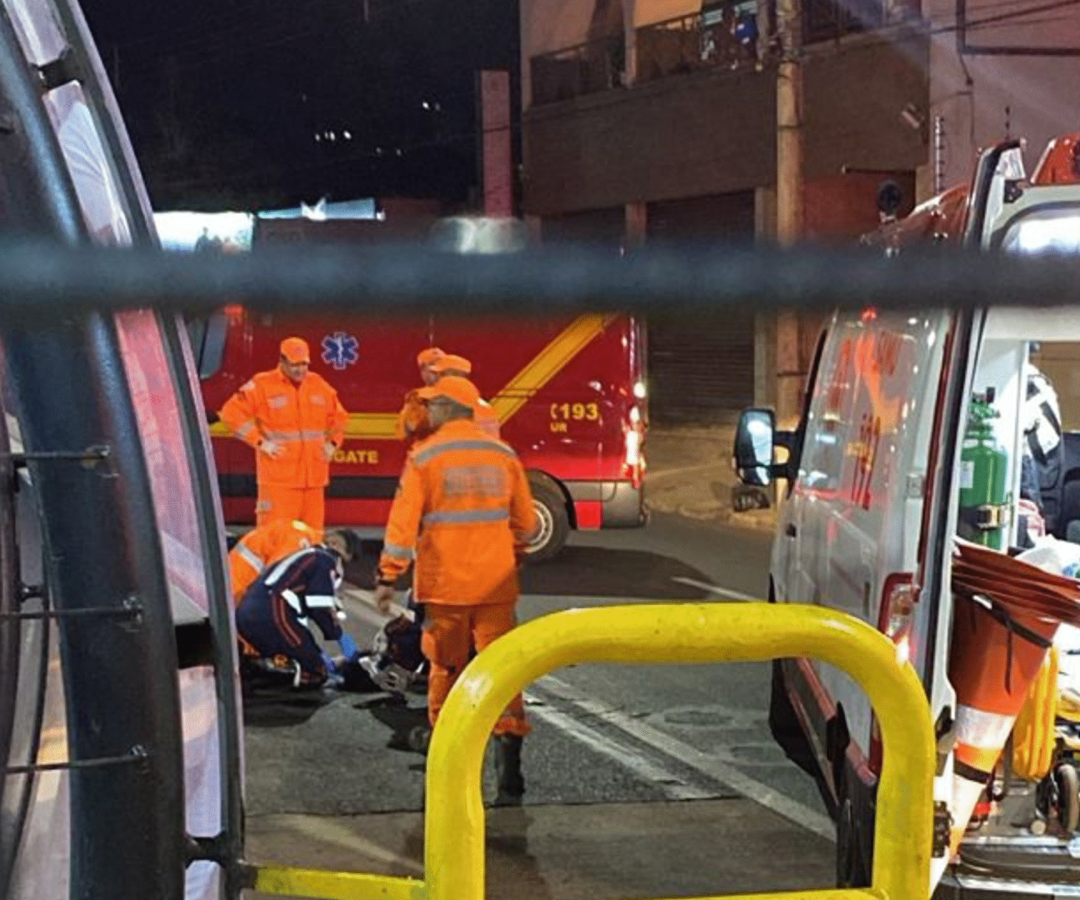 Mulher de 48 anos morre atropelada ao atravessar na faixa de pedestres na Av. Leopoldino de Oliveira, em Uberaba