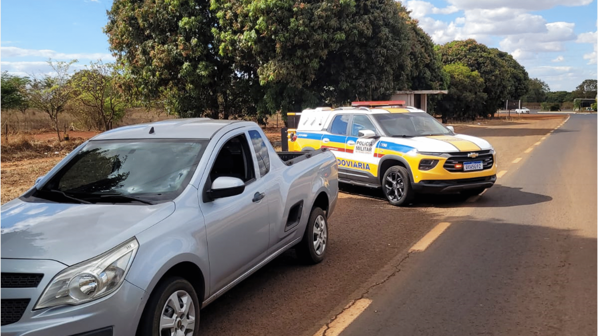 Polícia Militar Rodoviária recupera veículo roubado durante operação em Canápolis