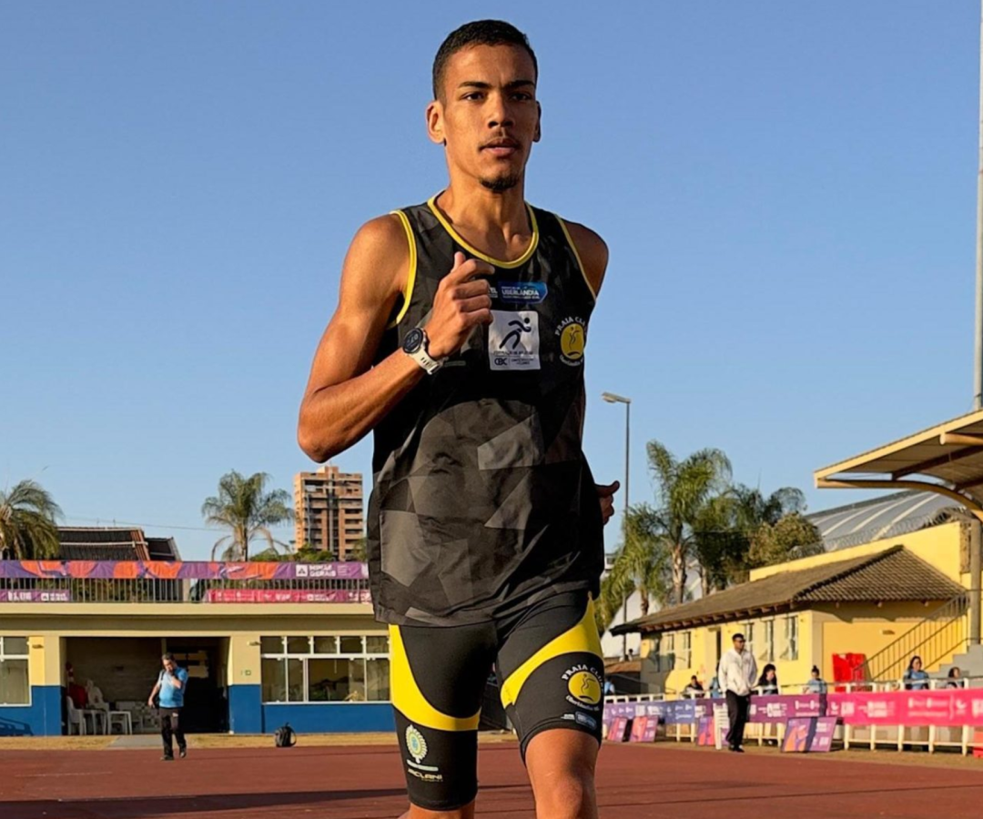De Uberlândia, Marco Túlio Silva, de 21 anos, foi convocado para integrar a seleção brasileira de atletismo nos Jogos Desportivos Pan-Americanos Júnior Sub-23 (foto: divulgação/Secom-PMU)