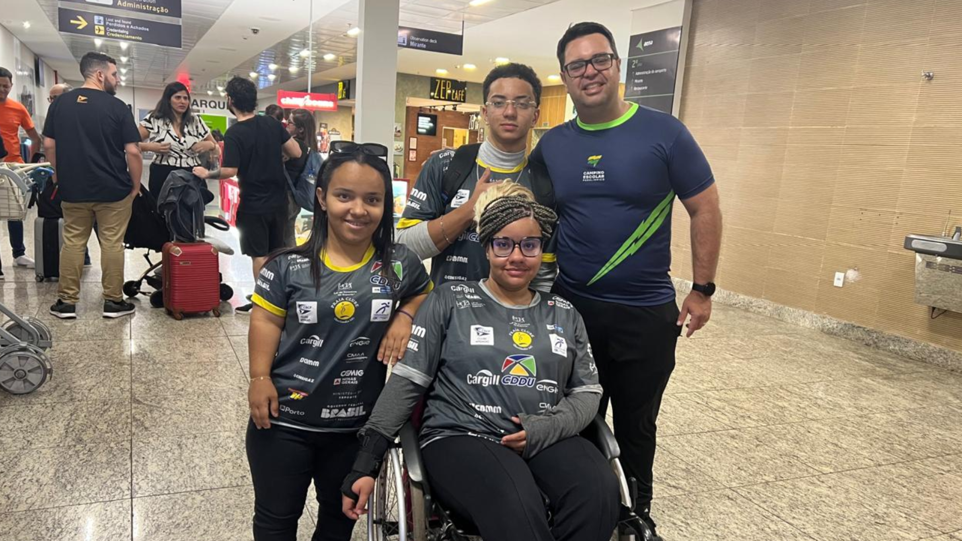 Paratletas de Uberlândia participam de treinamento nacional de halterofilismo em São Paulo