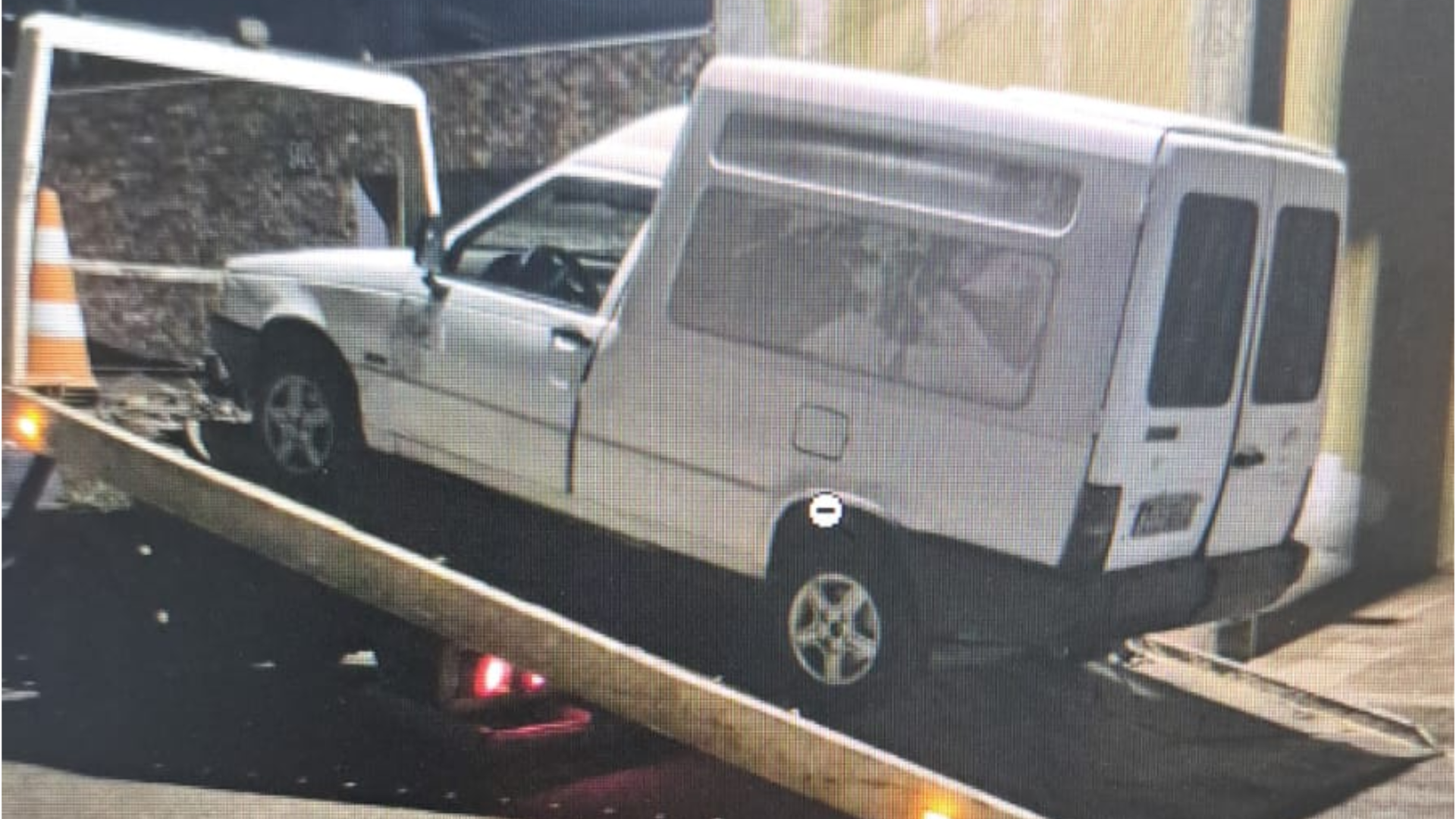 Homem é preso com veículo clonado em Uberaba