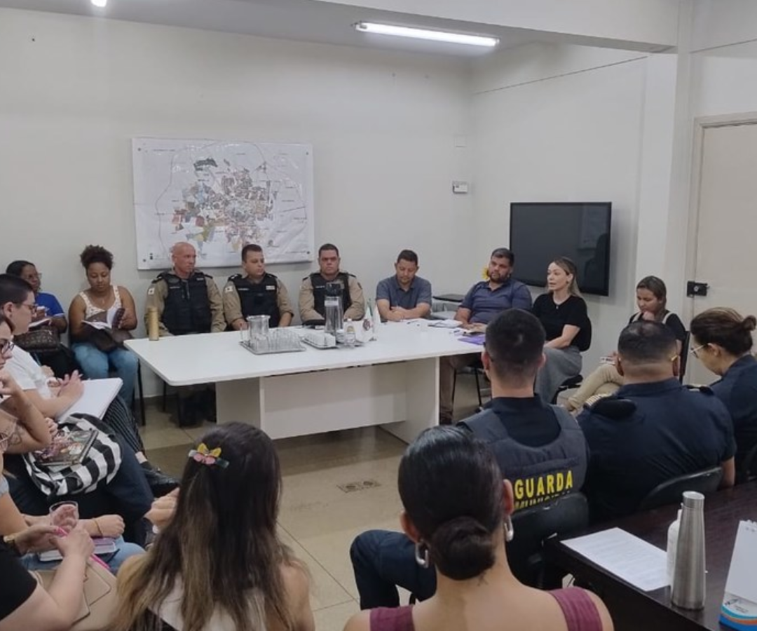 Órgãos de Educação, Saúde e Segurança se unem para prevenir violência nas escolas de Uberaba