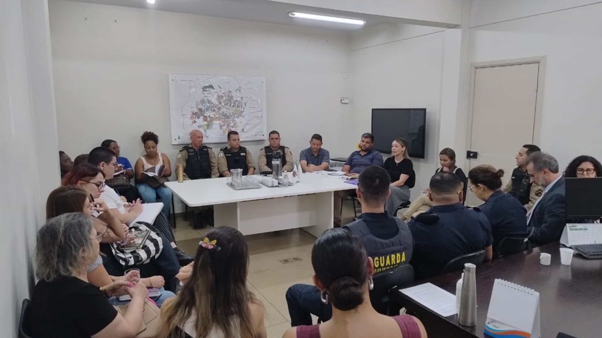 Órgãos de Educação, Saúde e Segurança se unem para prevenir violência nas escolas de Uberaba