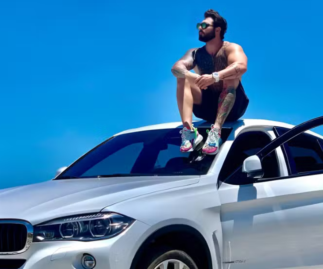 Prisão ocorreu em operação internacional após influenciador permanecer foragido e movimentar altos valores com crimes diversos (foto: divulgação/ redes sociais)