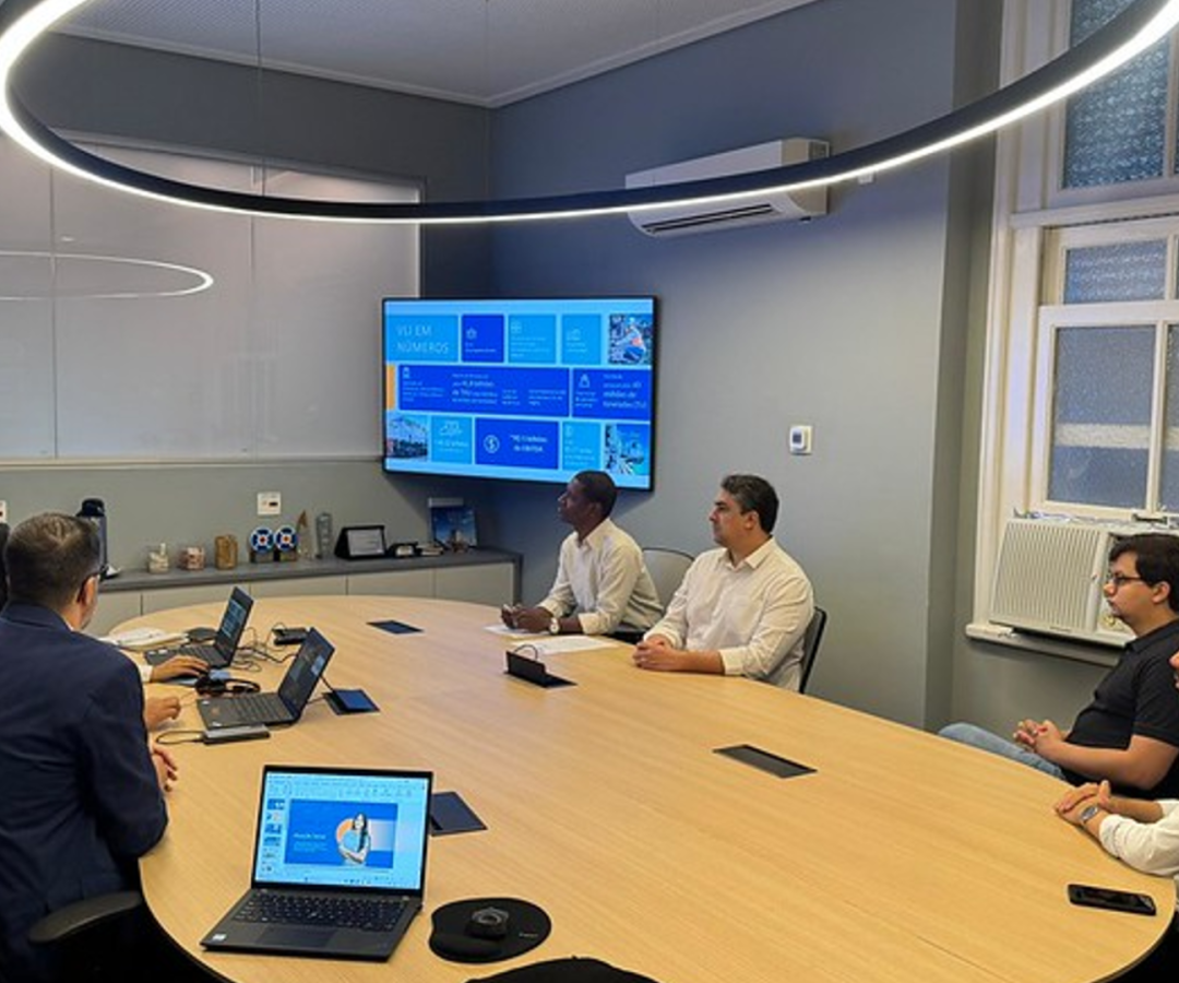 Encontro também discutiu infraestrutura ferroviária, como viaduto, cancelas e ramal estratégico para o escoamento de grãos (foto: divulgação/ Secom/ PMU)