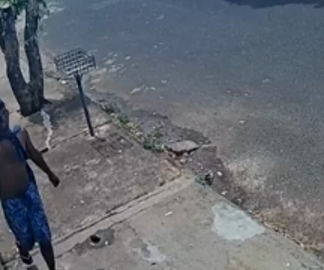 foto: reprodução/ câmera de segurança)