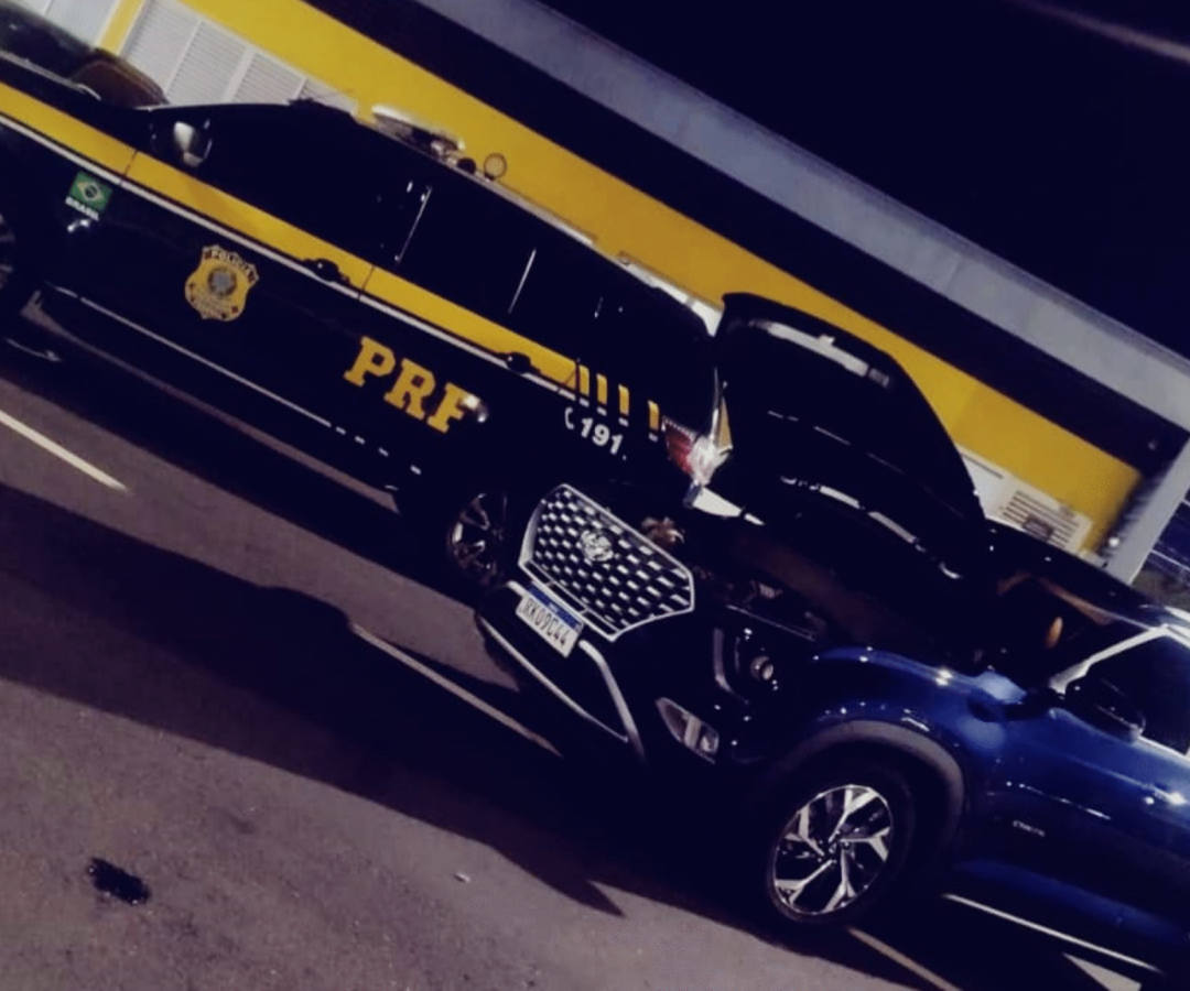 PRF recupera carro clonado na BR-050 em Uberaba durante fiscalização noturna