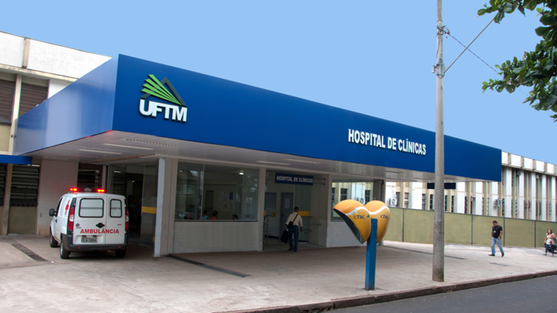 Frente do HC-UFTM em Uberaba
