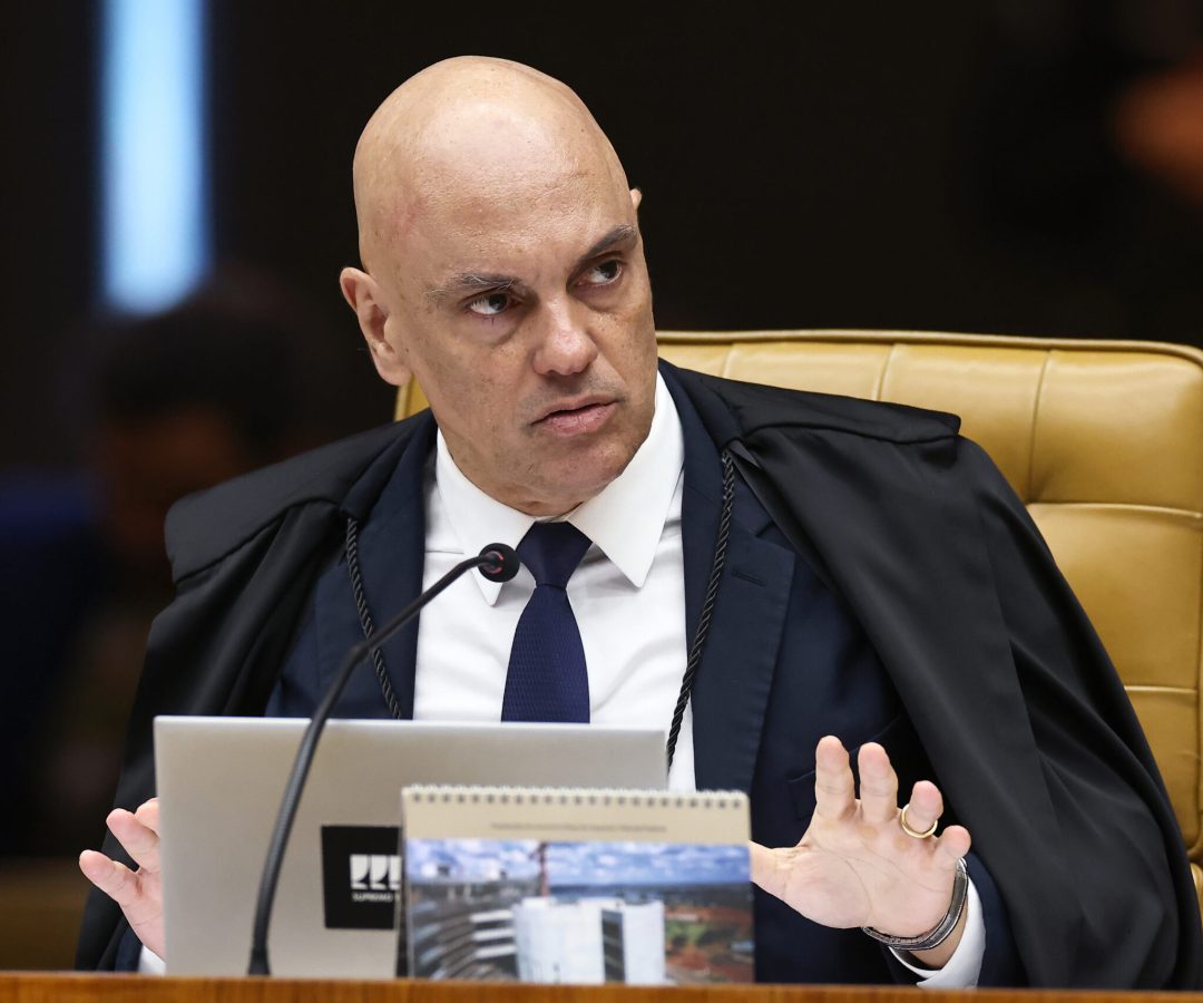 Sessão plenária extraordinária do STF
