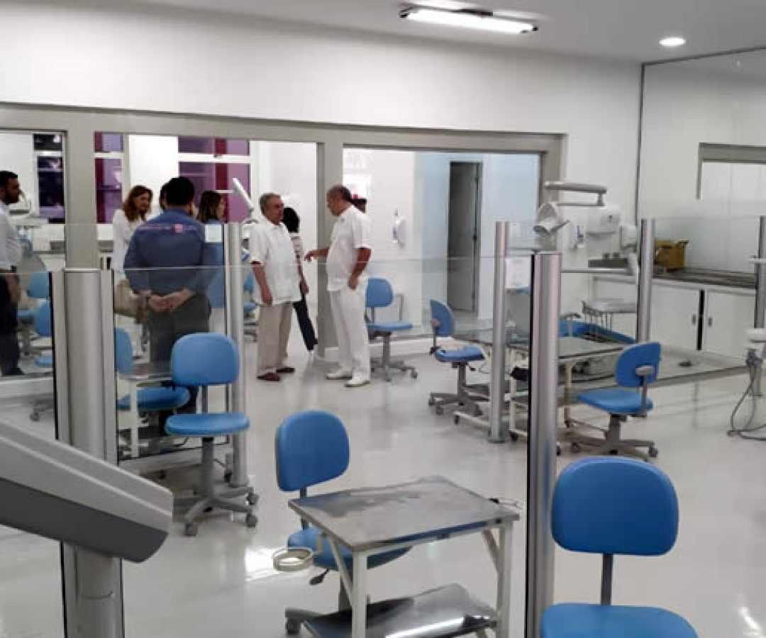 clínica odontológica para alunos de pós-gradução da Uniube