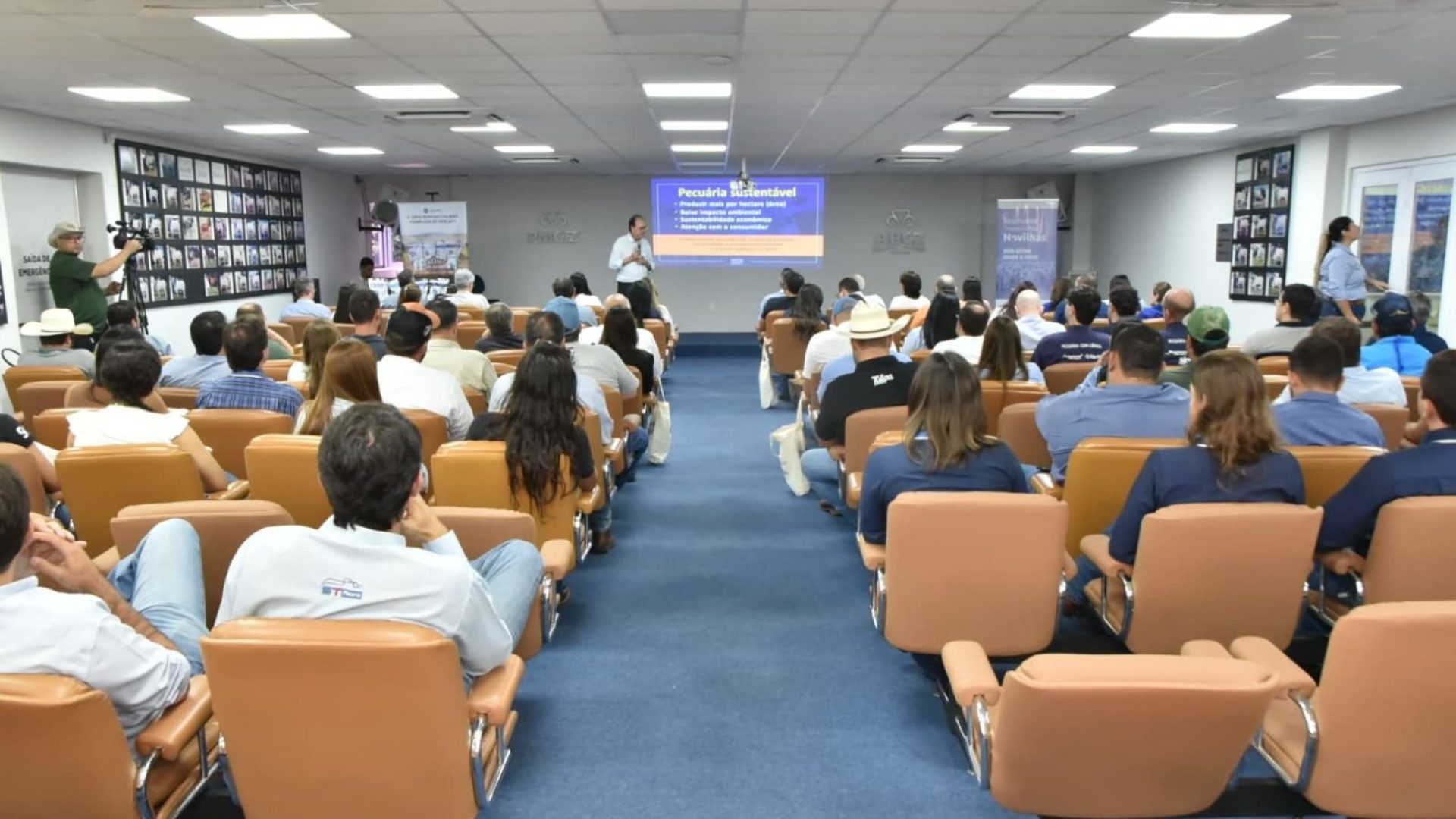 Encontro promovido pela ABCZ para aproximar os produtores ainda mais das novas tecnologias do setor( foto: divulgação/ Ascom ABCZ