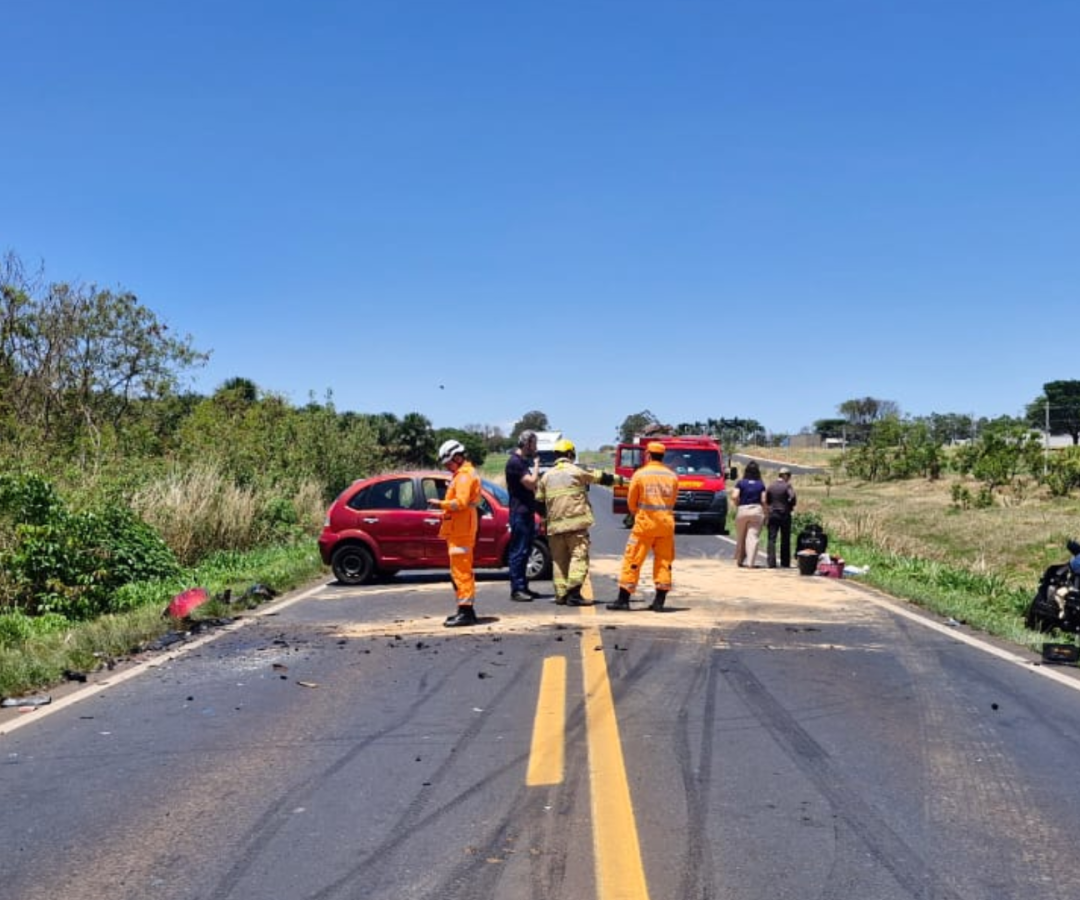 Acidente grave na MGC-497 em Uberlândia deixa um morto e dois feridos