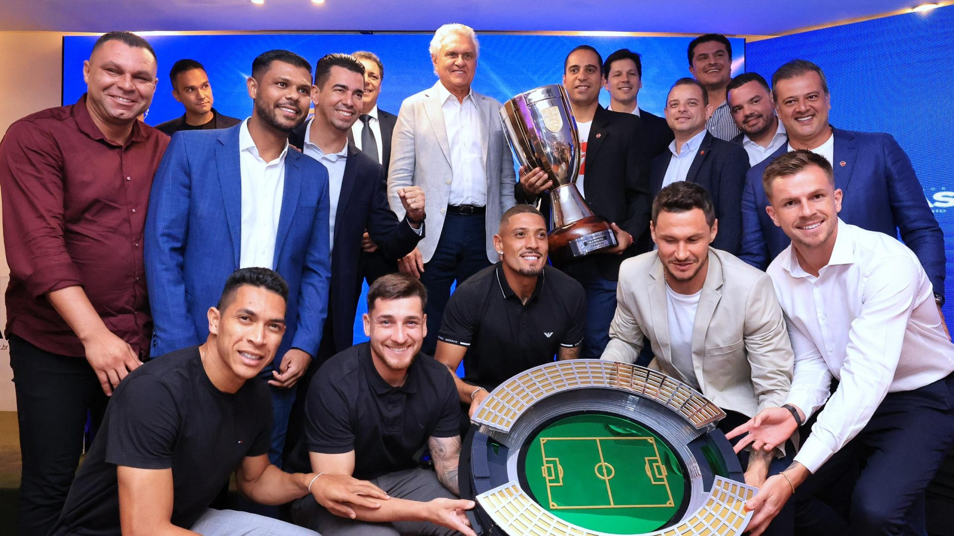 Apoio do Governo de Goiás ao futebol estadual é destaque em premiação dos melhores do Goianão 2025