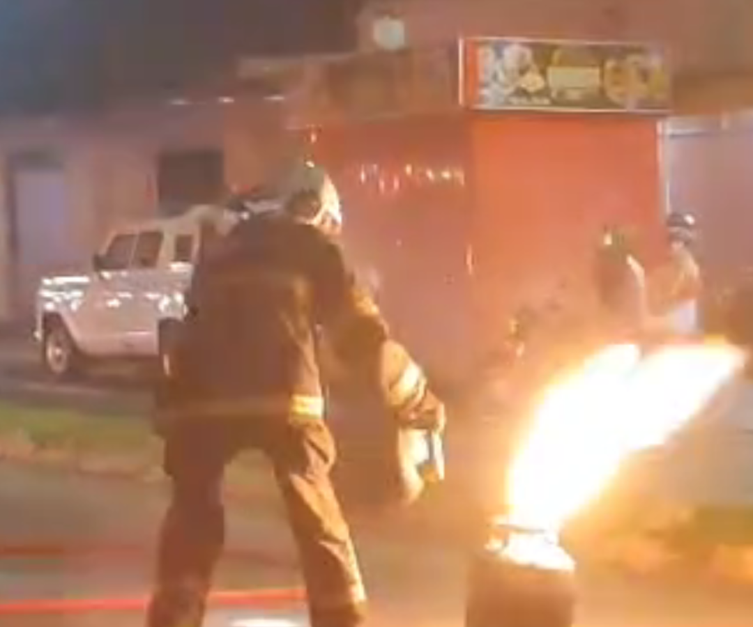 Botijão explode em lanchonete em Uberlândia