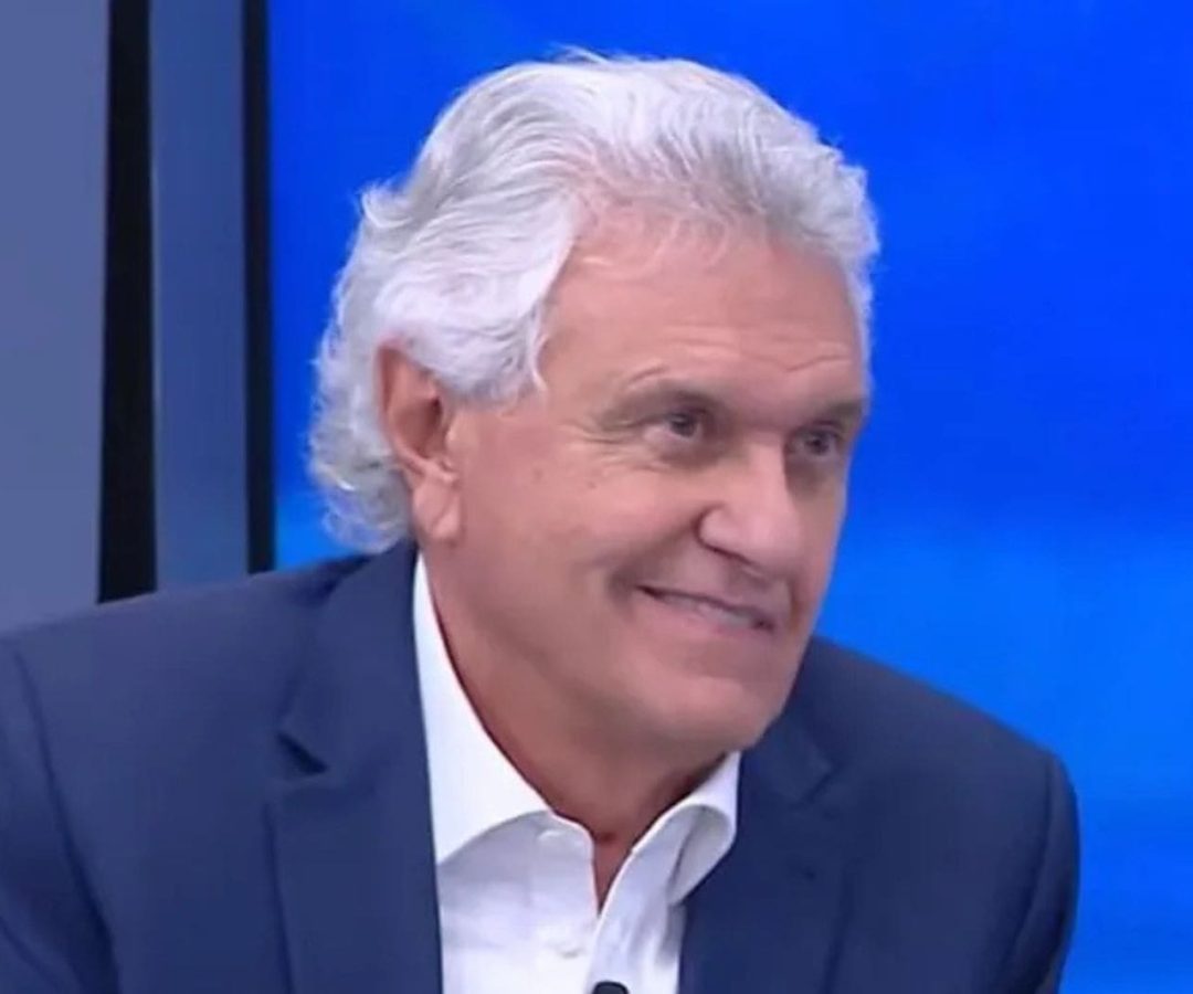 Caiado critica Flávio Bolsonaro