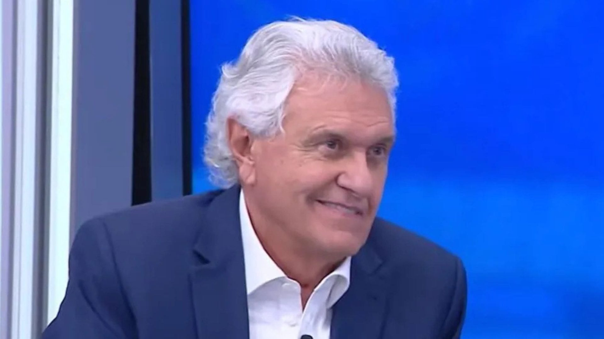 Caiado critica Flávio Bolsonaro