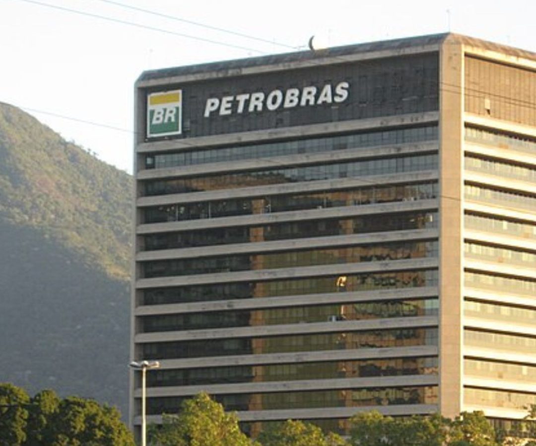 Concurso Petrobras 2026 1.100 vagas e salários de até R$ 11 mil