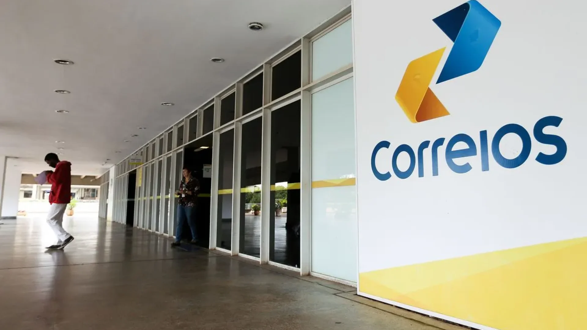 O Correios se tornou uma das estatais que mais dá prejuízo para o Governo.