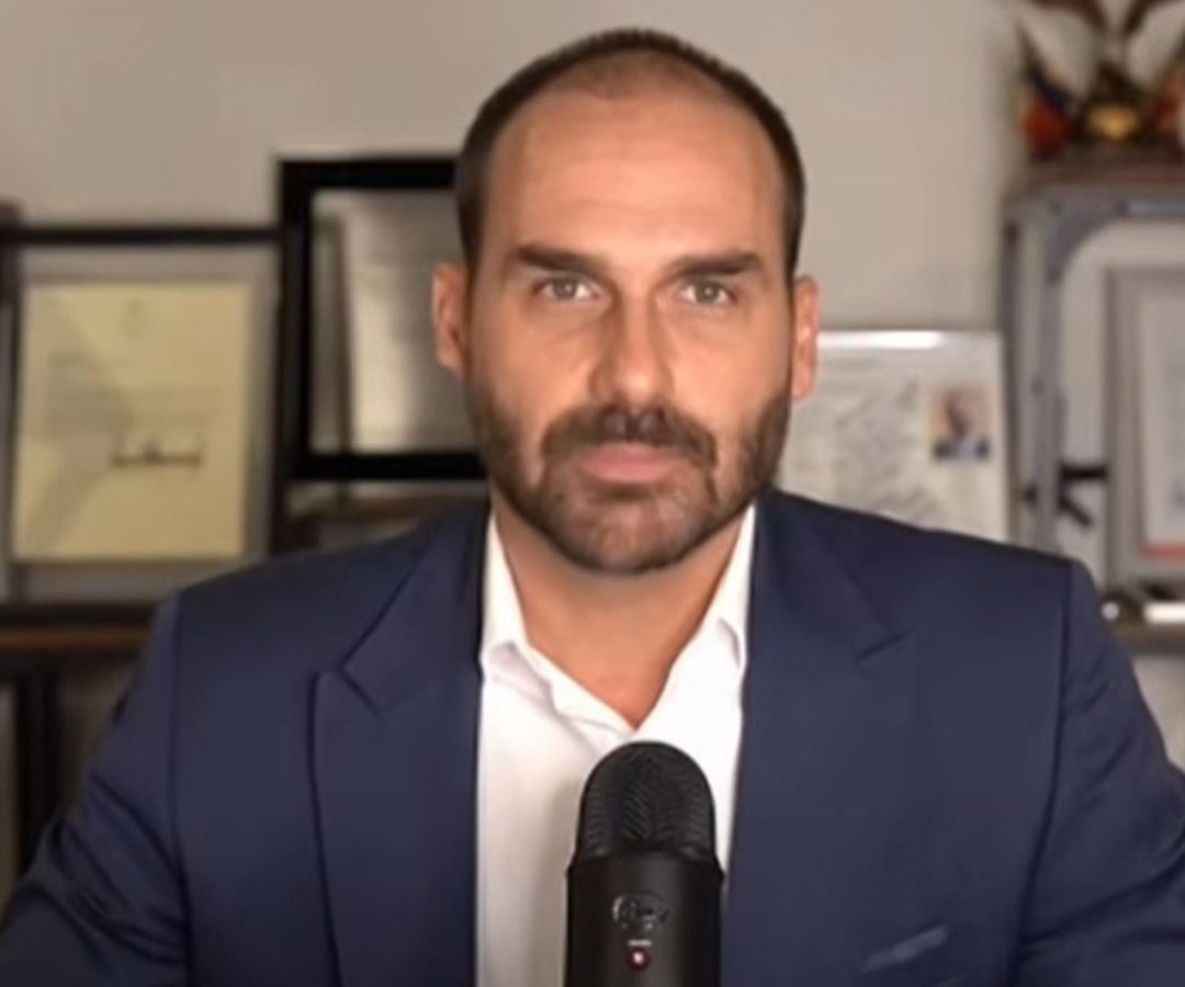 Eduardo Bolsonaro critica Michelle