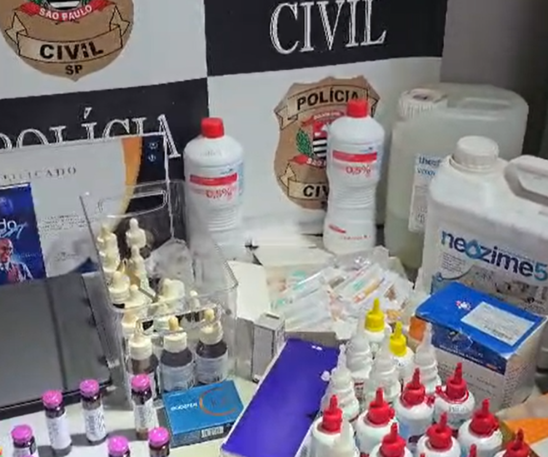Esteticista e representante sindical é presa por clínica clandestina em Santos
