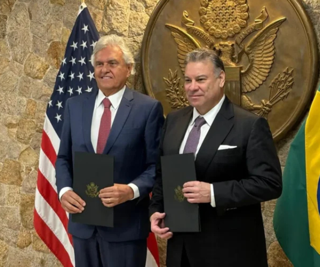 Caiado assina parceria com EUA sobre Terras Raras