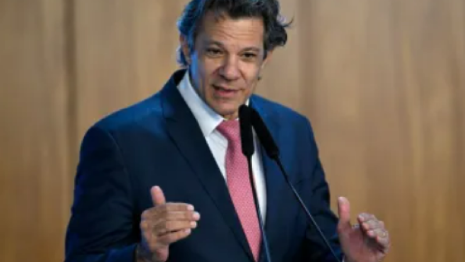Haddad deixa Ministério da Fazenda e abre caminho para disputa em São Paulo