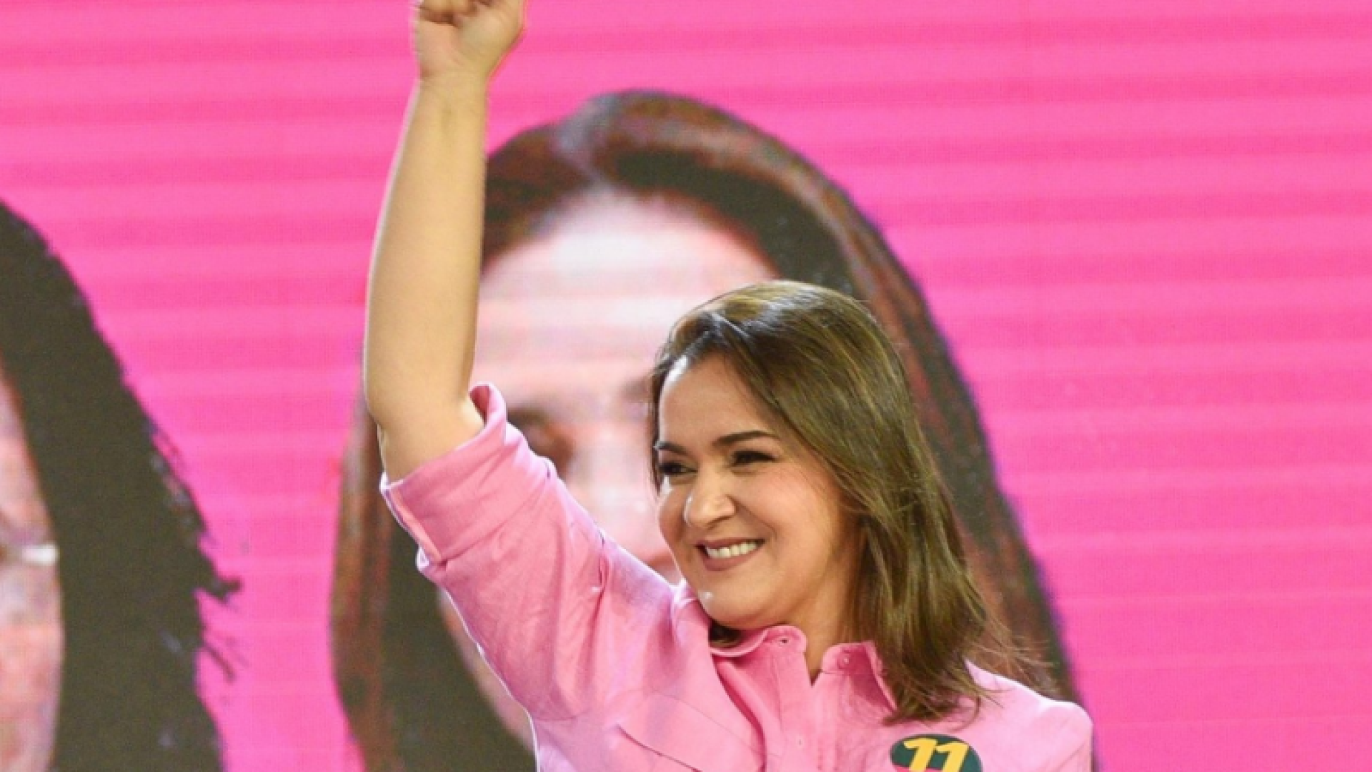 Prefeita sanciona lei e protesto lota Câmara em Campo Grande