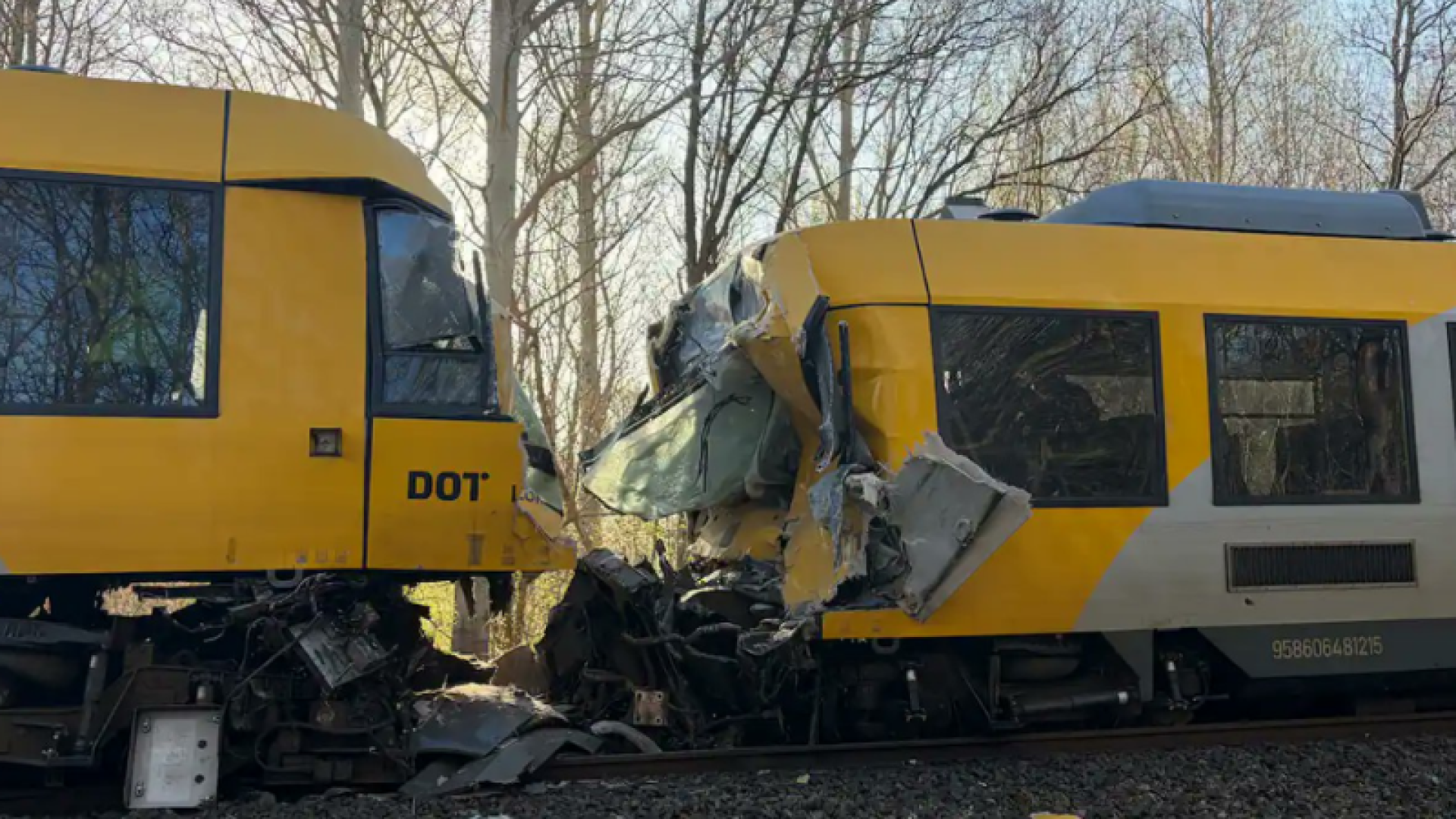 Colisão frontal entre trens na Dinamarca deixa 5 feridos graves