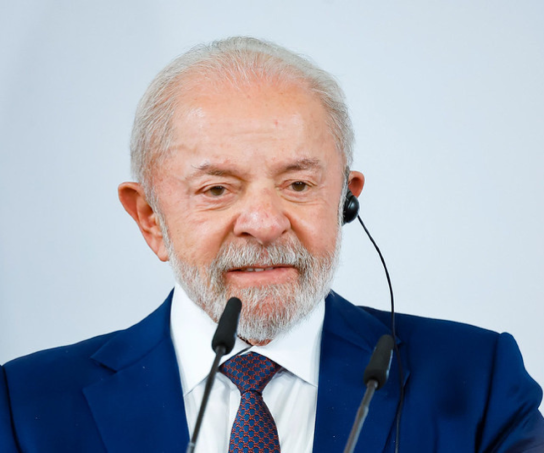 Lula cita Espanha e reforça proposta para acabar com escala 6x1 no Brasil