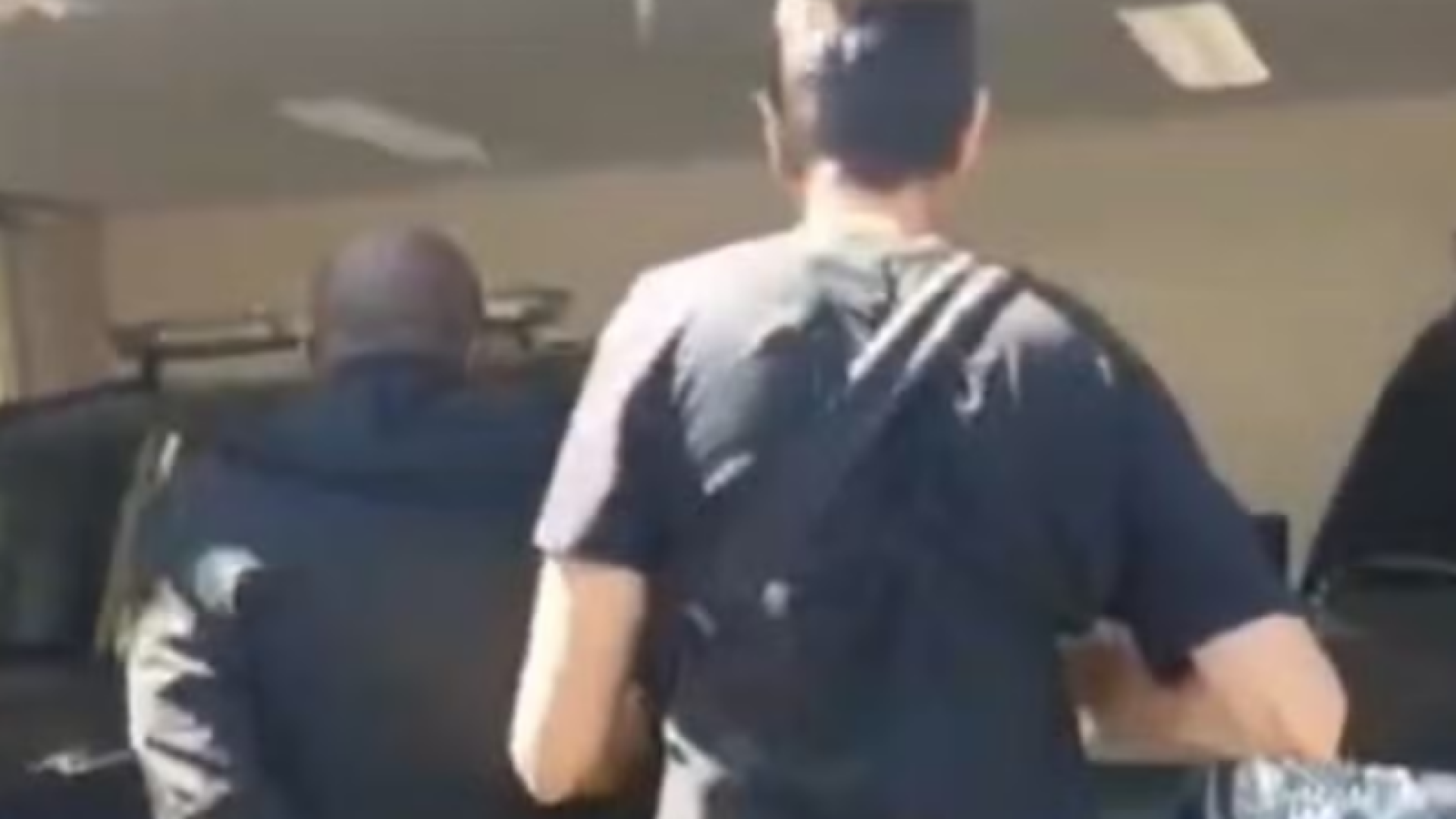 Filho é preso no velório após matar mãe e decepar dedo para acessar celular em SP