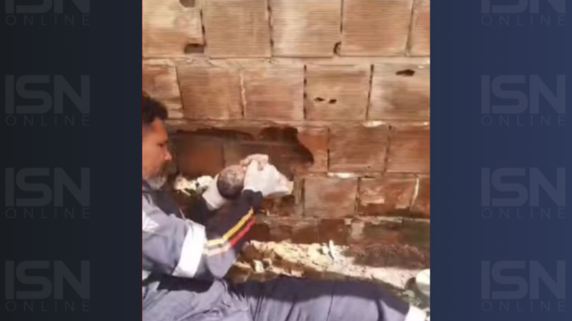 Recém-nascido é encontrado abandonado entre paredes na Paraíba