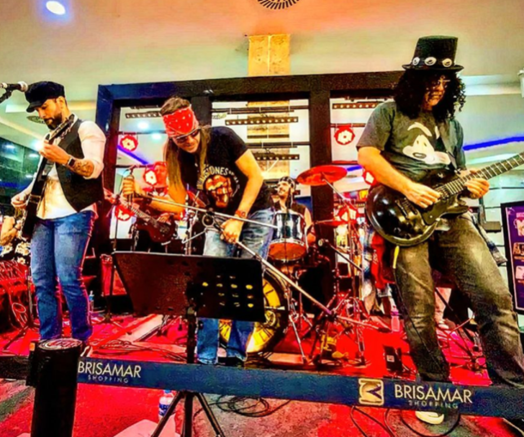 Banda cover do Guns N’ Roses agita Brisamar Shopping neste domingo (31)
