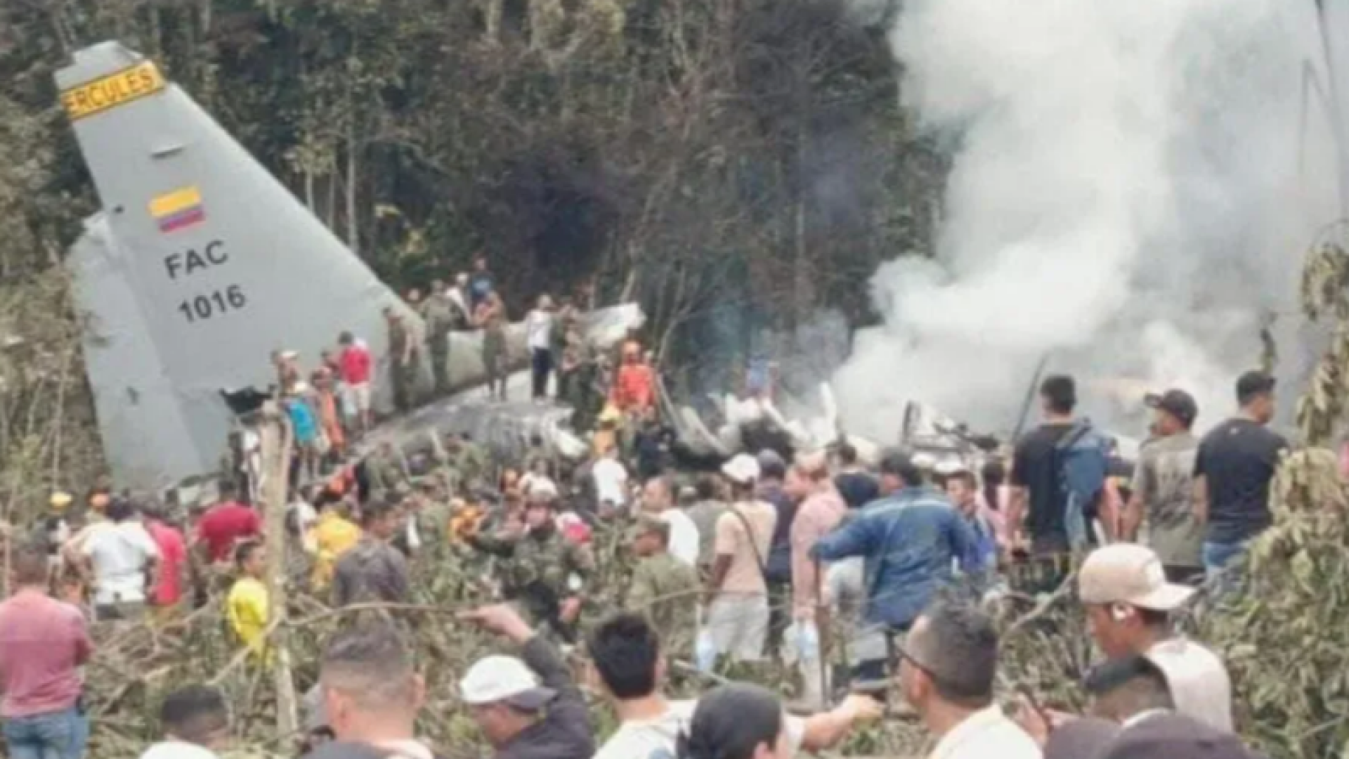 Queda de avião militar na Colômbia deixa um morto e 77 feridos