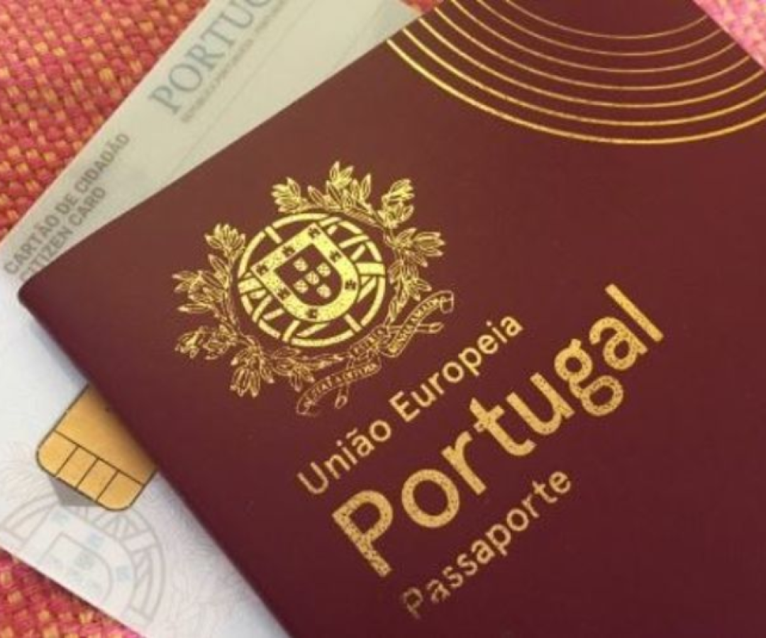 O presidente de Portugal, Marcelo Rebelo de Sousa, promulgou nesta quinta-feira (16) a nova Lei de Estrangeiros, que endurece...