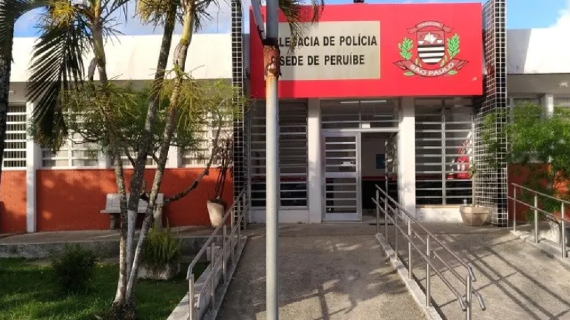 Um homem foi preso nesta terça-feira (2) em Peruíbe, no litoral de São Paulo, acusado de integrar uma quadrilha especializada...