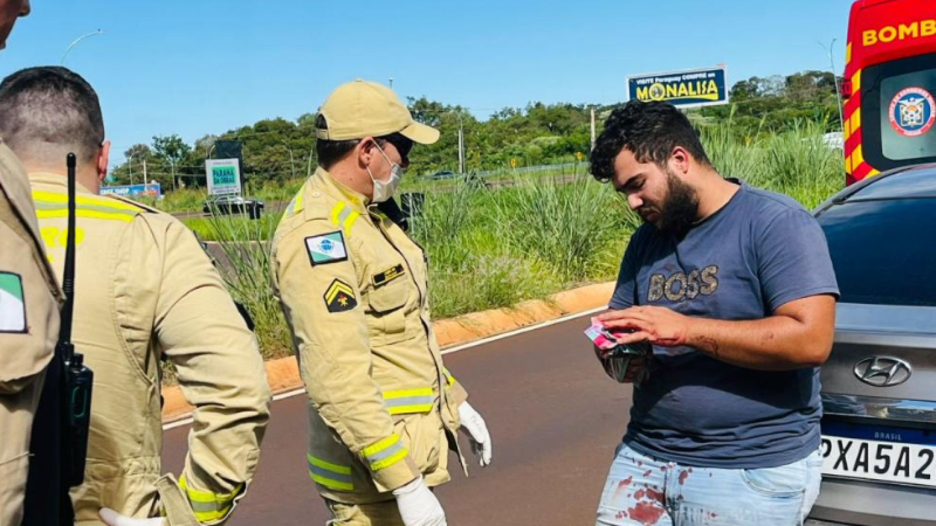 Um motorista de aplicativo morador de Guarujá, no litoral paulista, ficou ferido após ser atacado com uma faca durante uma tentativa...
