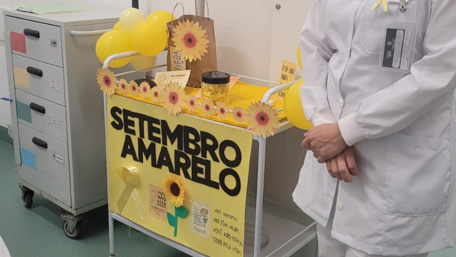 Uma ação especial no Hospital do Vicentino, em São Vicente, marcou o Setembro Amarelo com foco no bem-estar dos profissionais da saúde.