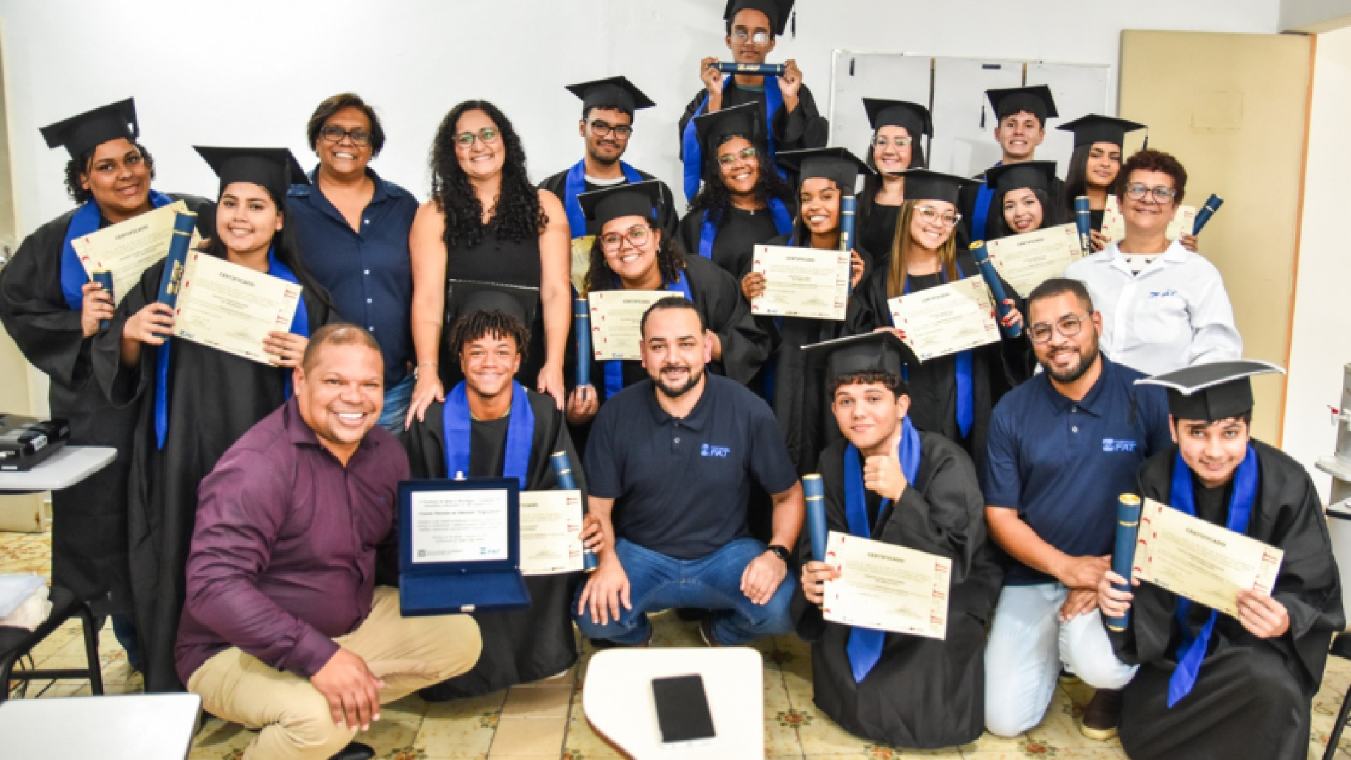 A Prefeitura de São Vicente, por meio da Secretaria de Emprego, Trabalho e Renda (Setre), realizou na última semana a formatura de 77...