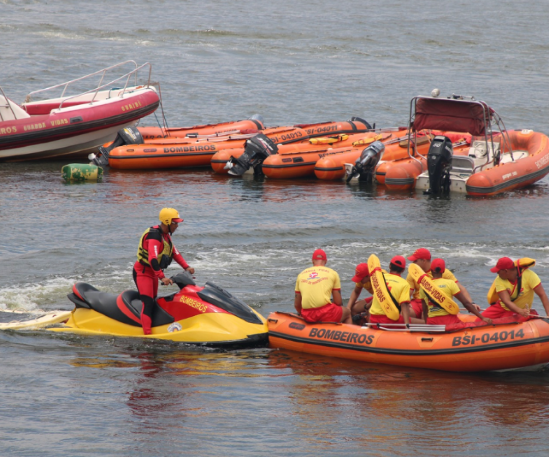 O Governo de São Paulo iniciou, neste mês de dezembro, a Operação Praia Segura em todo o litoral paulista, com ações intensificadas...