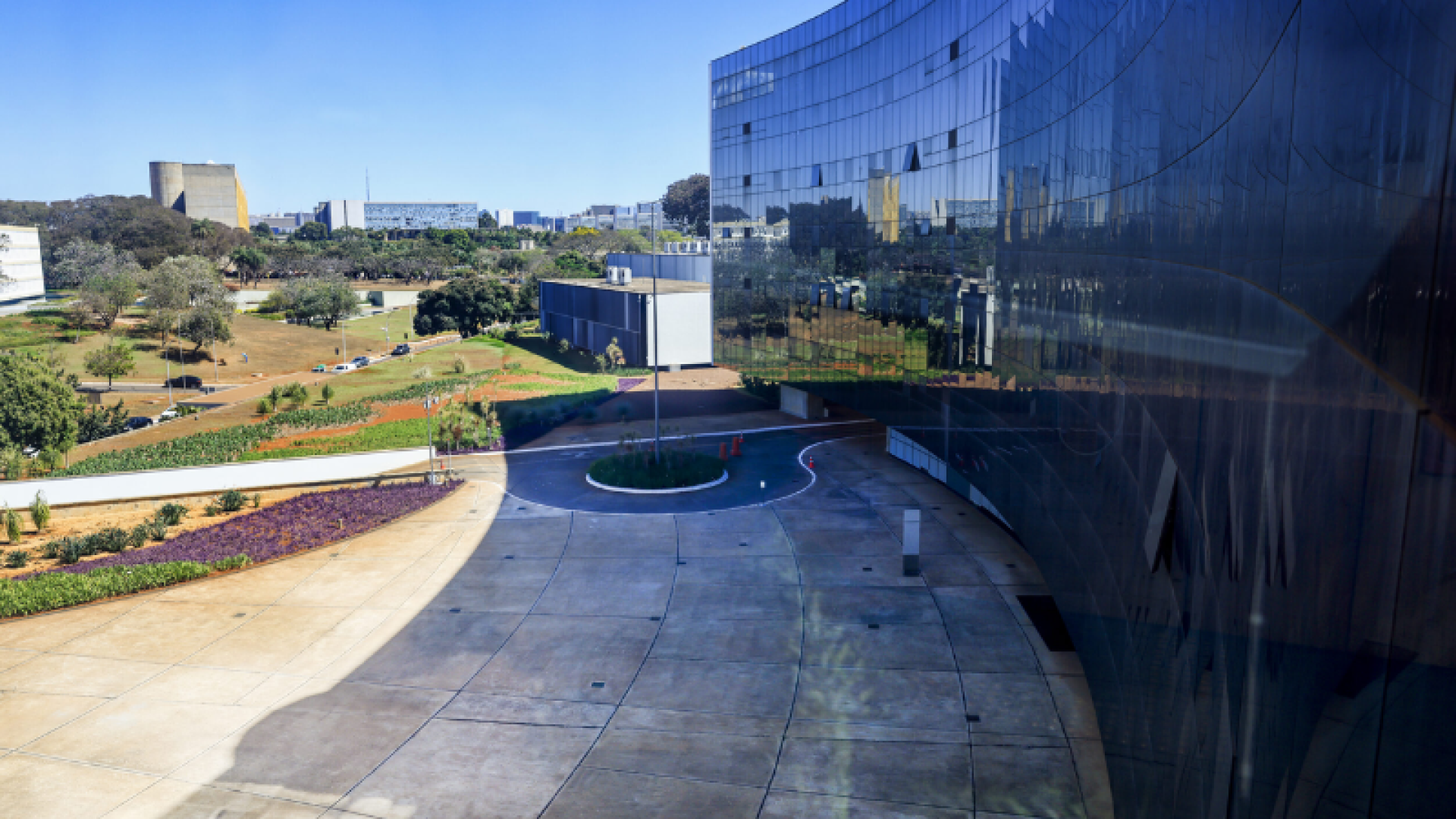 O Supremo Tribunal Federal (STF) retomou, nesta terça-feira (16), o julgamento dos seis réus do chamado “núcleo 2” da...