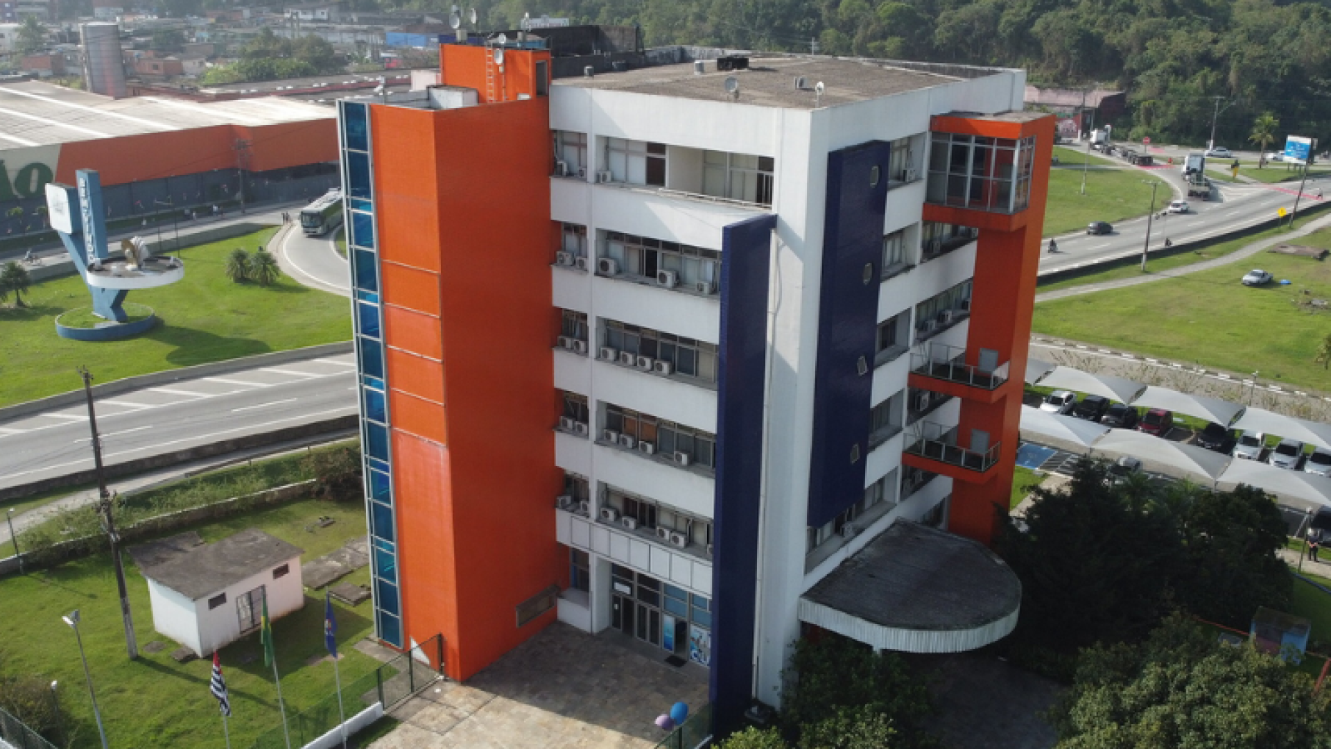 A Vigilância Sanitária de Guarujá realizou, entre os dias 28 e 30 de novembro, a Operação Gelato, uma fiscalização especial de verão...