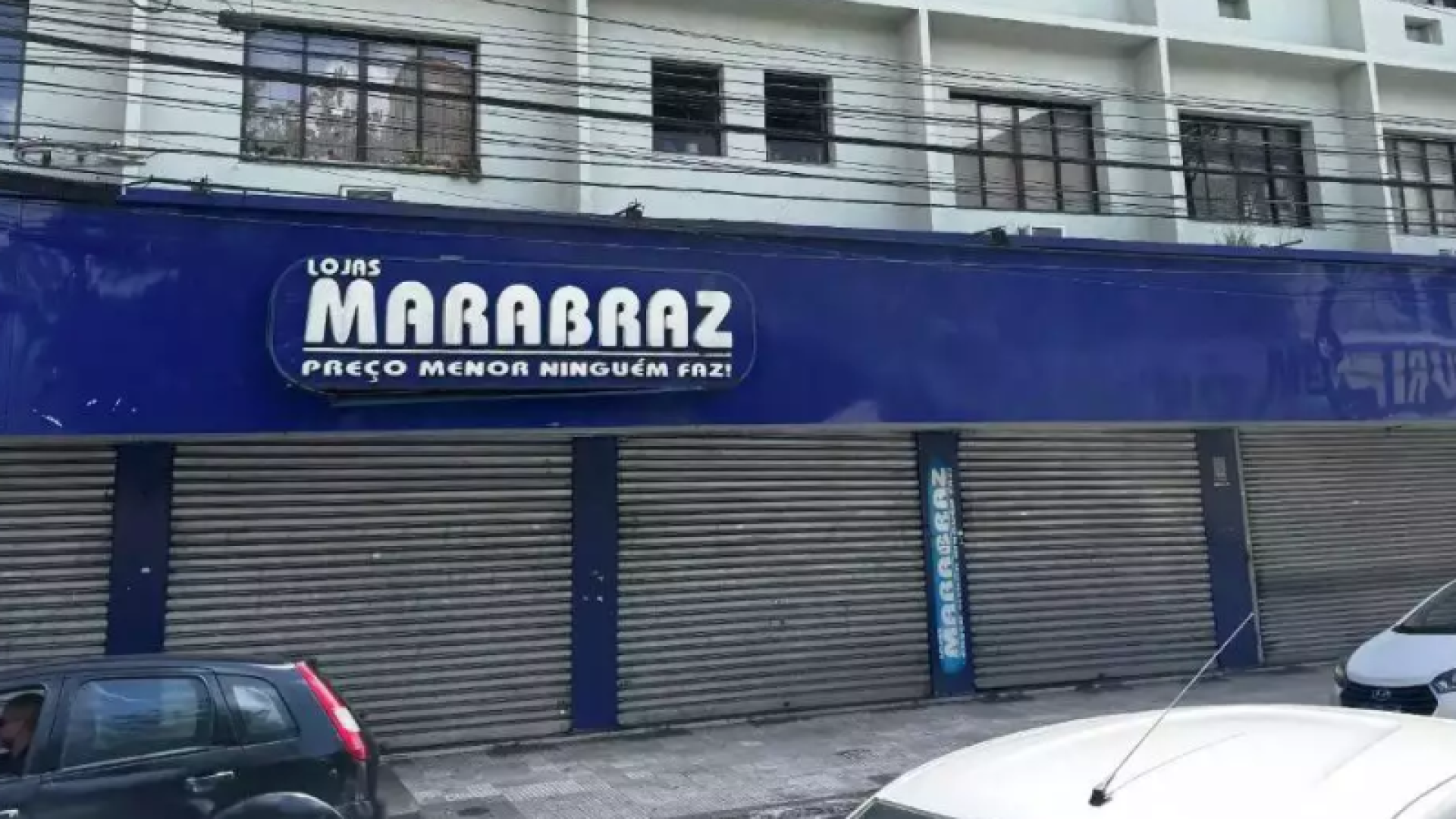 O fechamento recente de unidades da rede varejista Marabraz em Santos e São Vicente, no litoral de São Paulo, acendeu...